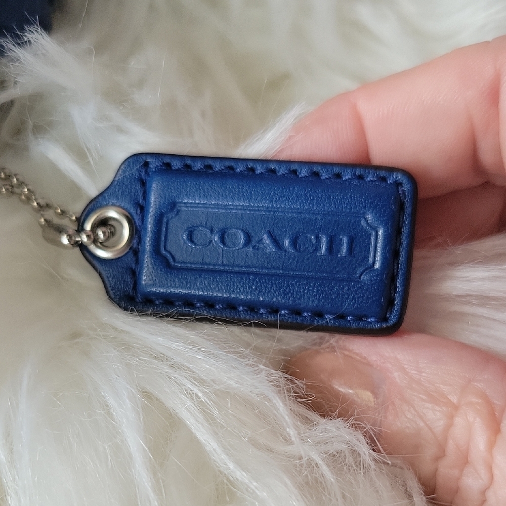 Coach Penelope Shoulder Bag - Picture 2 of 10